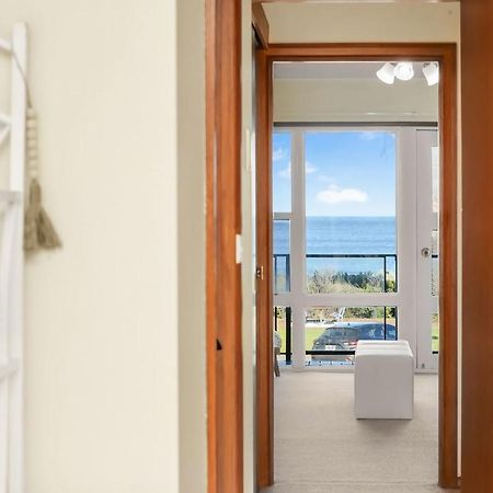 Beautiful Beach Front Townhouse Victor Harbor Esterno foto